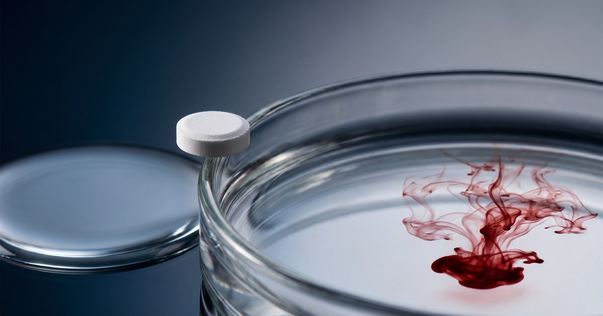 Aspirin zur Herzvorbeugung bei Gesunden: Nutzen vs. Blutungsrisiko
